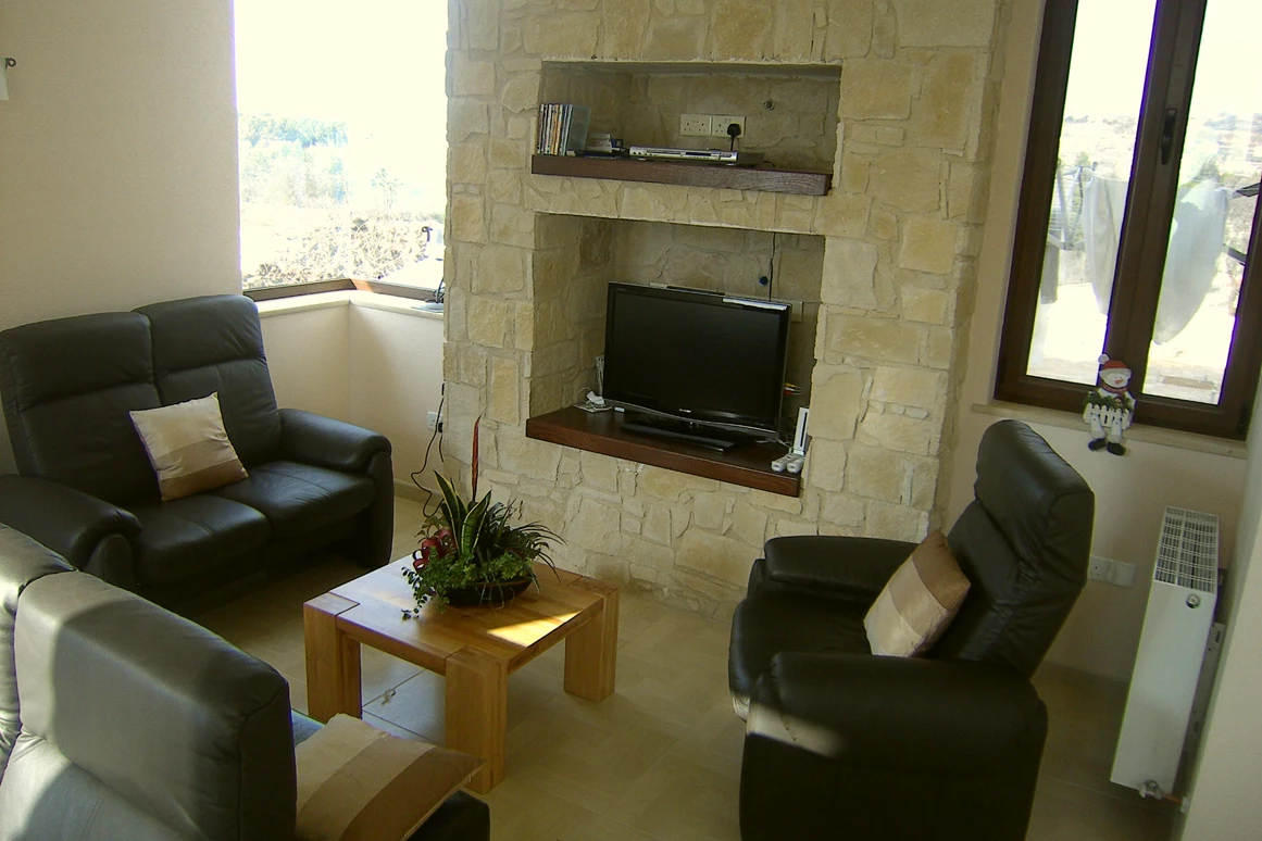 Rollstuhl-Urlaub: Wohnzimmer - Villa Ampelitis