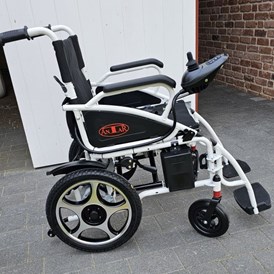 Rollstuhl-Urlaub: Elektrischer Rollstuhl - Stiftung Friedrich Wilhelm und Monika Kertz