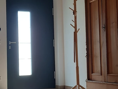 Rollstuhlgerechte Unterkunft - Unterkunftsart: Ferienhaus - Extrabreite Haustüre. - Ferienhaus Wollinger