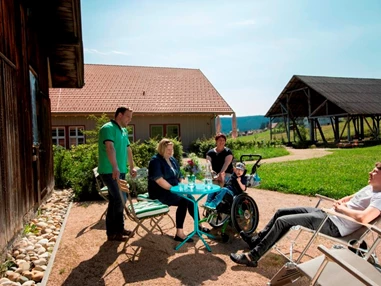 Rollstuhl-Urlaub: Luftikus-Familienurlaub mit einem pflegebedürftigen Kind