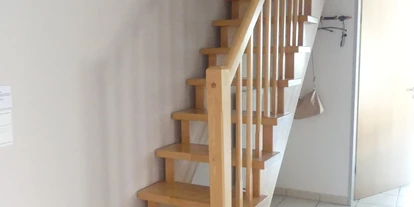 Rollstuhlgerechte Unterkunft - Pflegebett - Treppe zum 2. Schlafzimmer - Kleine Auszeit Werdum