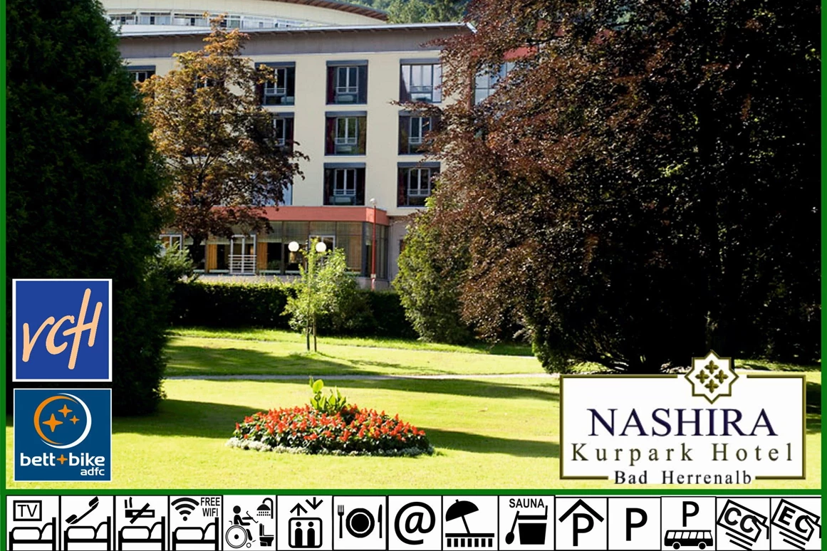 Rollstuhl-Urlaub: Frontbild des rollstuhlgerechten Hotels - mit Kurparkblick - Nashira Kurpark Hotel****