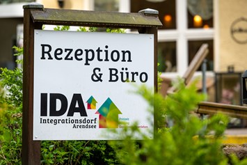 Rollstuhl-Urlaub: Rezeption - IDA Integrationsdorf Arendsee