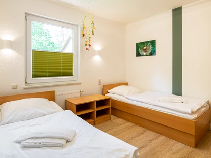 Rollstuhlgerechte Unterkunft - Unterkunftsart: Ferienhaus - Beispiel Kinderzimmer - IDA Integrationsdorf Arendsee