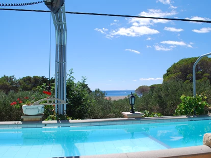 Rollstuhlgerechte Unterkunft - Unterkunftsart: Ferienhaus - Aussenpool mit Deckenlifter - DeltaS Appartmani - Rollstuhl und Behindertengerechte Apartments Rab - Kroatien