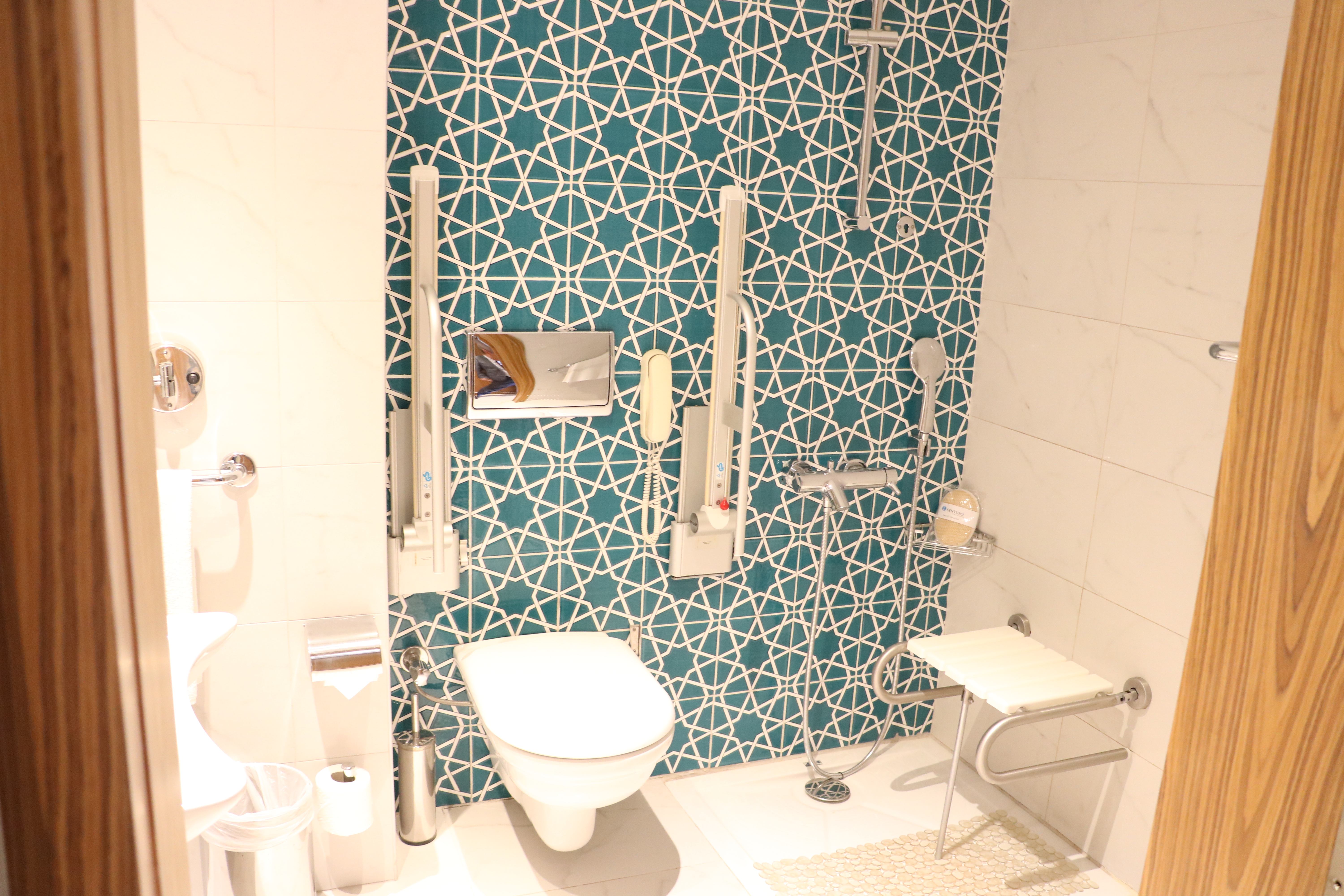 Rollstuhlgerechte Unterkunft - Unterkunftsart: Hotel - Türkei - Badezimmer - Sentido Perissia